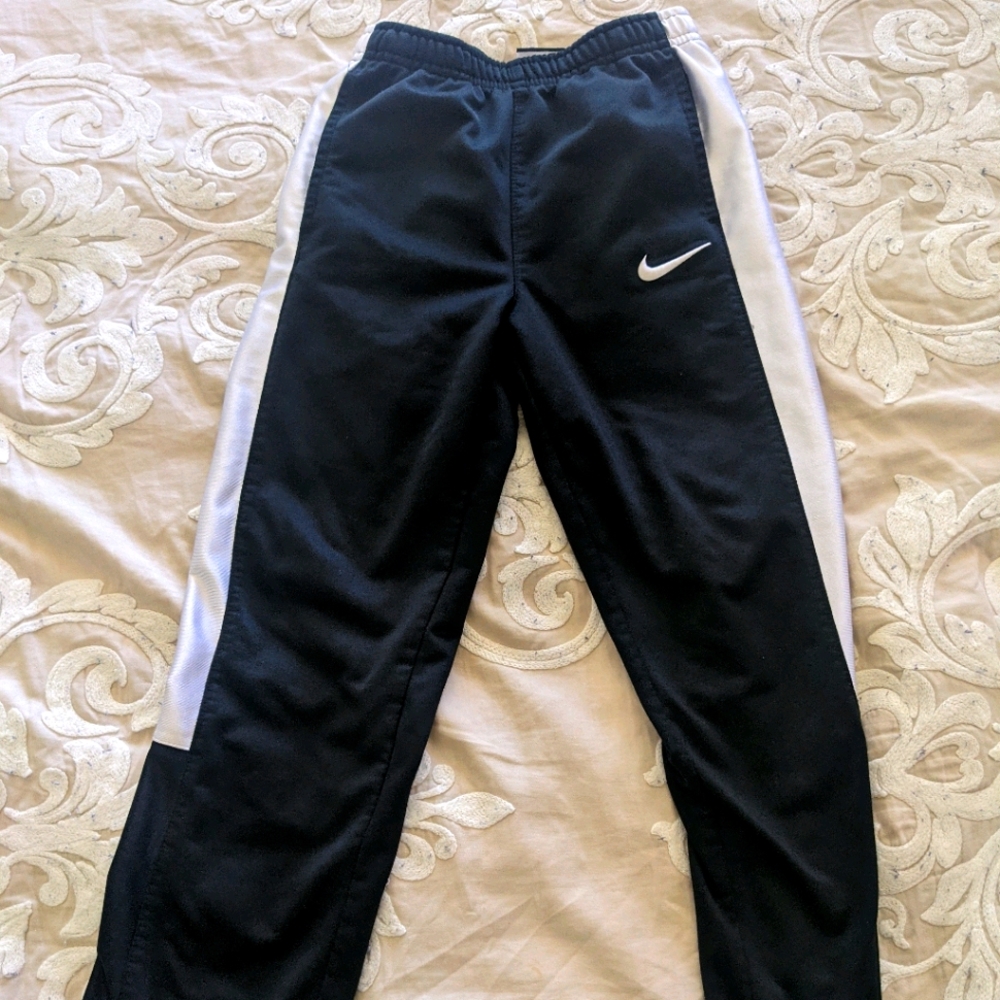 Boys Nike Jogger Pants